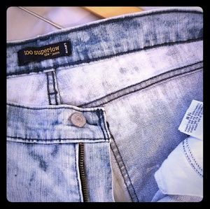Stonewashed Jeans